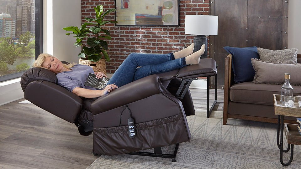 Introducing UltraComfort Lift Chairs - MassageChairPlanet.com