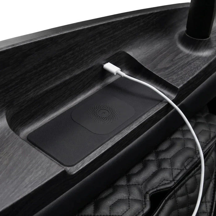 Osaki Platinum - Vanguard Duo 4D Massage Chair – close-up of USB charging port on armrest